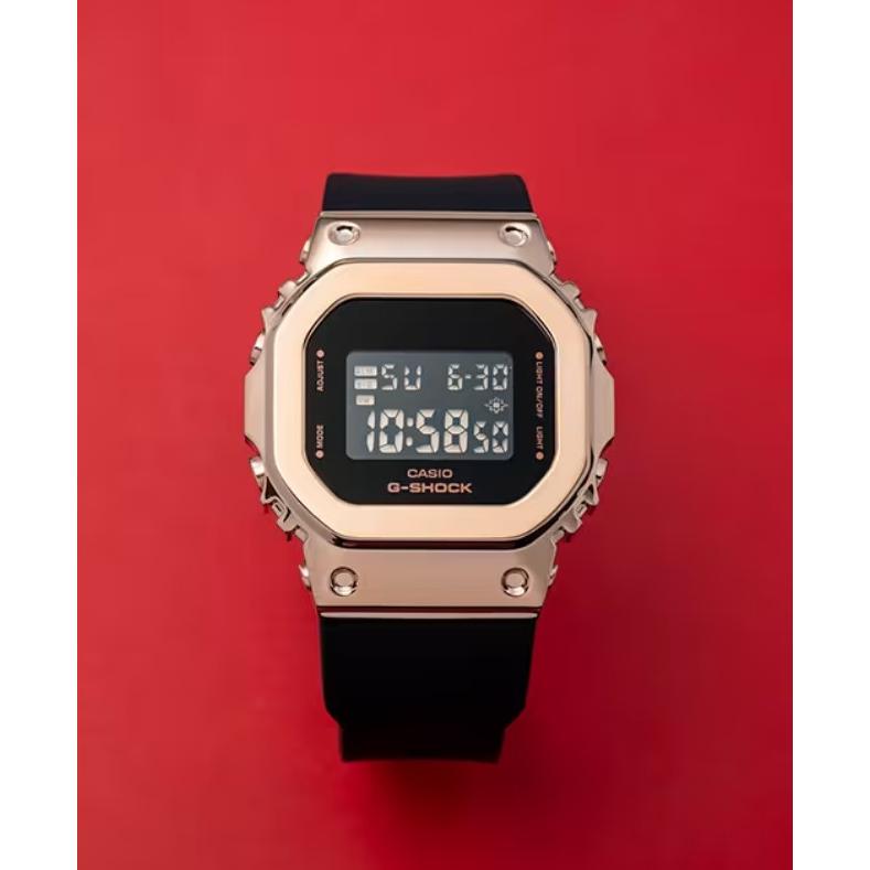 CASIO Casio G-SHOCK GM-S5600PG-1JF The iconic 5600 series has been downsized and is covered in metal.