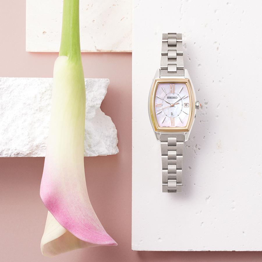 Seiko Lukia Glow Garnet Glow SSQW076 Women's Watch, Solar Radio-Controlled, Tonneau Design, Titanium, Lady Gold