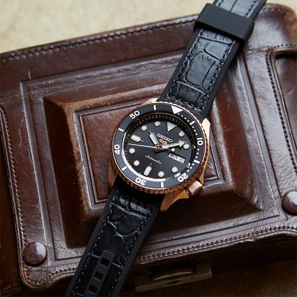 SEIKO 5 Sports Specialist SBSA028 Men's Mechanical Automatic Watch with Black Leather Strap