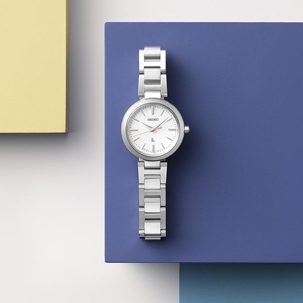 Seiko Lukia I Collection Mini Solar SSVR139 Women's Watch, Solar, Silver, Compact
